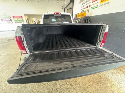 Used 2017 RAM 1500 Big Horn AWD/4WD image 8