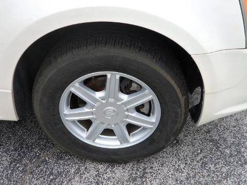 Used 2005 Cadillac SRX w/ Preferred Equipment Group image 6