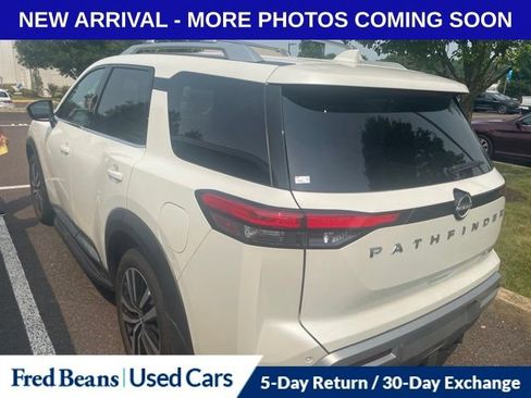 Used 2023 Nissan Pathfinder Platinum w/ Lighting Package (N93) AWD/4WD image 4