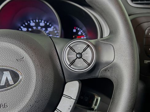 Used 2015 Kia Soul image 19