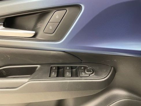 New 2026 Chevrolet Equinox EV LT image 10