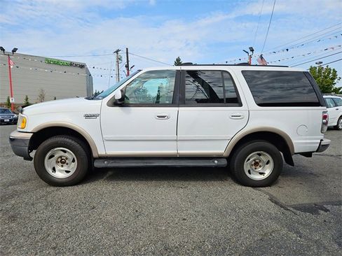 Used 1999 Ford Expedition XLT image 6