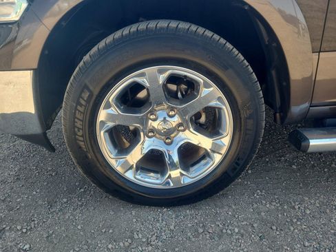 Used 2018 RAM 1500 Laramie w/ Convenience Group AWD/4WD image 26