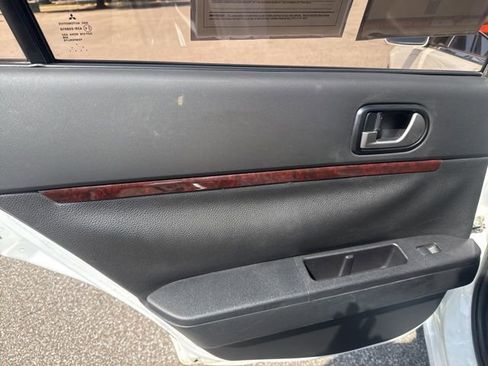 Used 2012 Mitsubishi Galant SE image 17