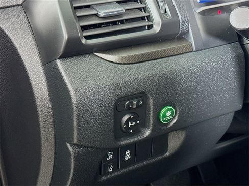 Used 2022 Honda Pilot TrailSport image 8