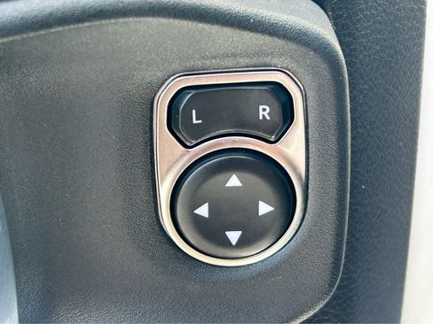 Used 2023 Jeep Wrangler Unlimited Sport AWD/4WD image 20