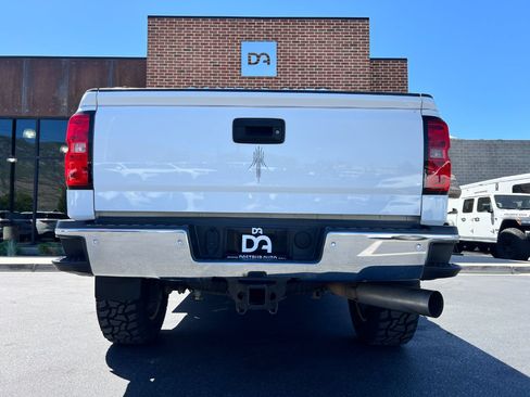 Used 2015 Chevrolet Silverado 2500 LTZ w/ Duramax Plus Package AWD/4WD image 5
