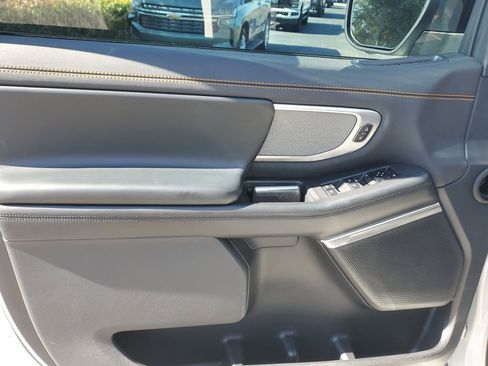 Used 2025 Ford Expedition Tremor image 22