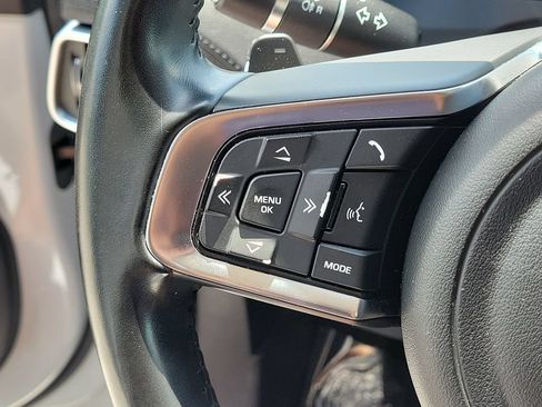 Used 2018 Jaguar F-PACE Portfolio AWD/4WD image 36