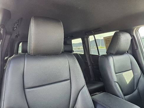 Used 2025 Toyota Land Cruiser image 18