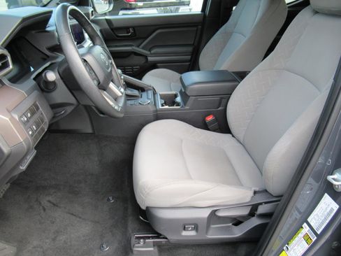 Used 2024 Toyota Tacoma SR5 RWD image 17