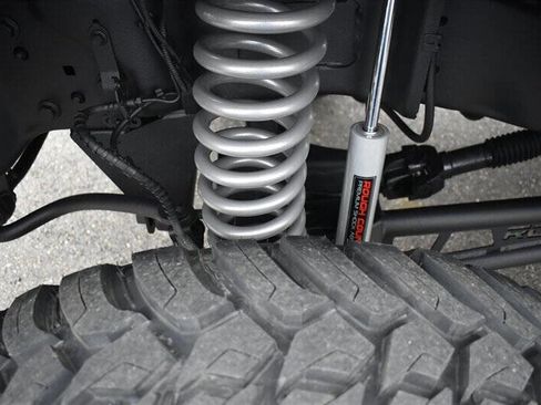 Used 2023 Ford F250 Lariat w/ FX4 Off-Road Package image 11