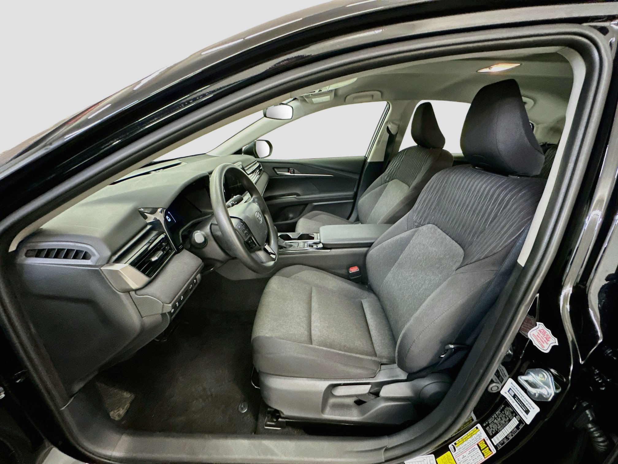 Used 2026 Toyota Camry LE FWD image 13