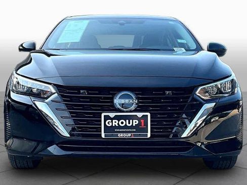 Certified 2025 Nissan Sentra SV FWD image 4