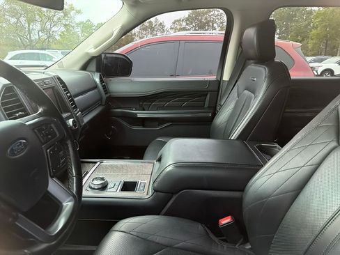 Used 2019 Ford Expedition Platinum image 9