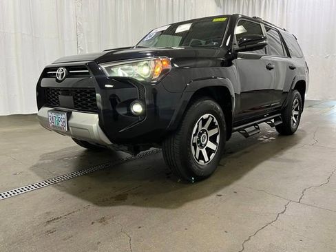 Certified 2024 Toyota 4Runner TRD Off-Road Premium w/ Off Road Premium Plus Package AWD/4WD image 26
