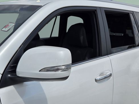 Certified 2023 Lexus GX 460 Premium AWD/4WD image 11