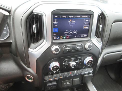 Certified 2021 GMC Sierra 1500 SLT w/ SLT Premium Plus Package AWD/4WD image 32