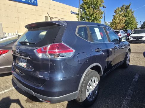 Used 2016 Nissan Rogue S AWD/4WD image 5