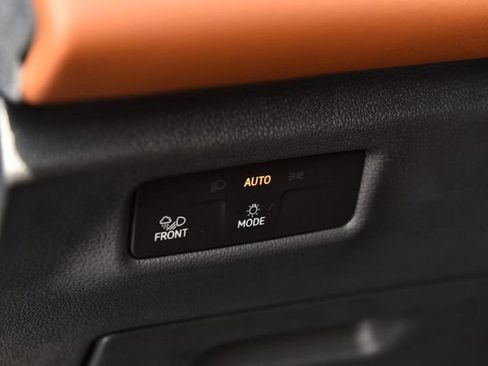 New 2026 Volkswagen Tiguan SEL R-Line AWD/4WD image 11