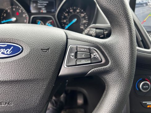 Used 2019 Ford Escape SE AWD/4WD image 25
