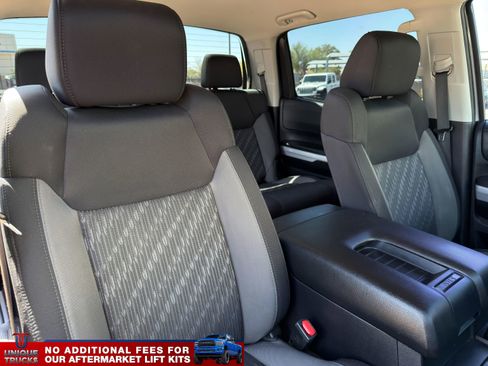Used 2021 Toyota Tundra SR5 w/ TRD Off-Road Package AWD/4WD image 32
