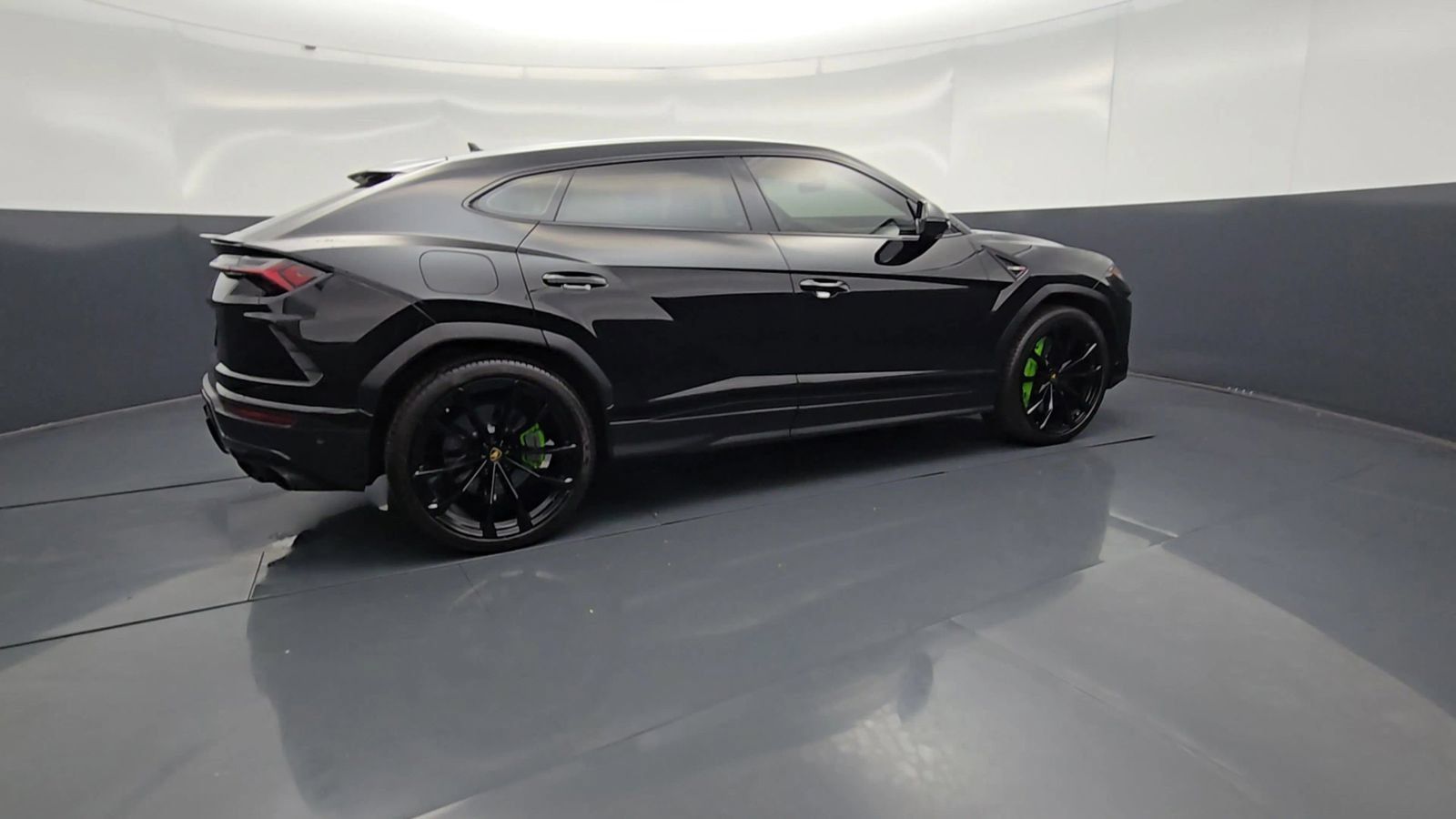 Used 2022 Lamborghini Urus AWD/4WD image 63