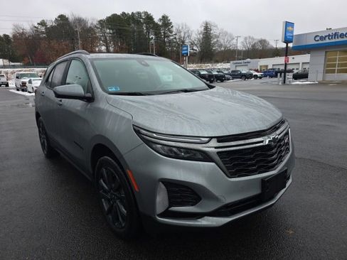 Used 2023 Chevrolet Equinox RS image 1