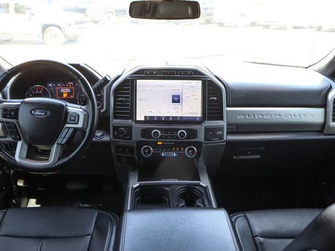 Used 2022 Ford F250 Lariat w/ Black Appearance Package AWD/4WD image 28
