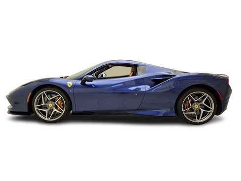 Used 2022 Ferrari F8 Tributo image 12
