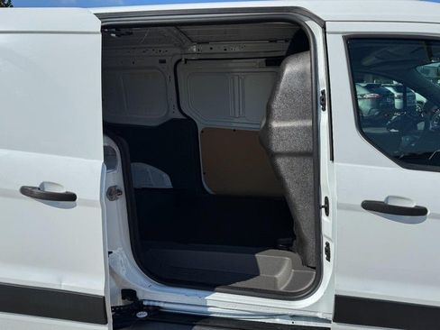 Used 2022 Ford Transit Connect XL FWD image 11