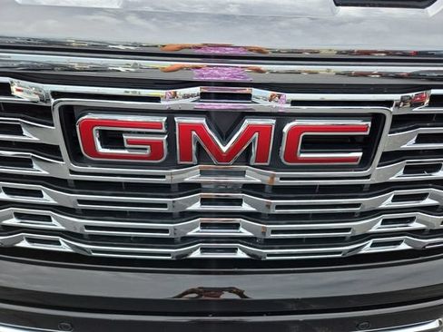 Used 2025 GMC Sierra 1500 Denali AWD/4WD image 41
