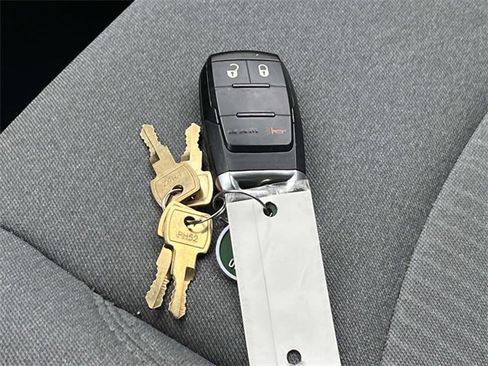 Used 2024 RAM 3500 Big Horn image 37