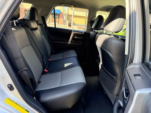 Used 2019 Toyota 4Runner SR5 Premium image 15