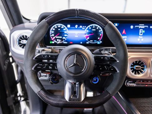 Used 2025 Mercedes-Benz G 63 AMG 4MATIC image 38