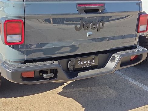 New 2026 Jeep Gladiator Sport image 7