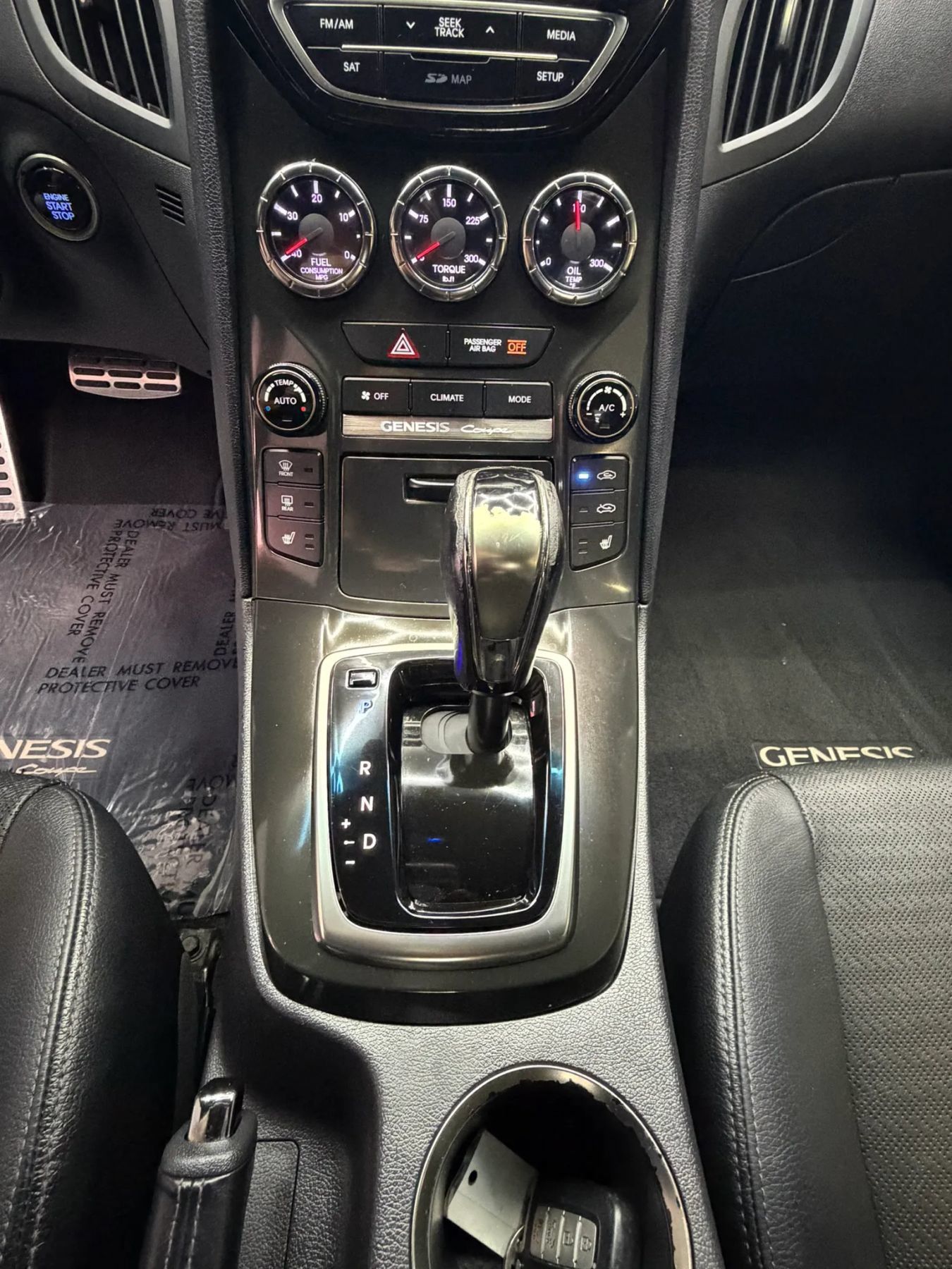 Used 2015 Hyundai Genesis 3.8 RWD image 24