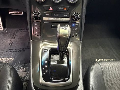 Used 2015 Hyundai Genesis 3.8 RWD image 24
