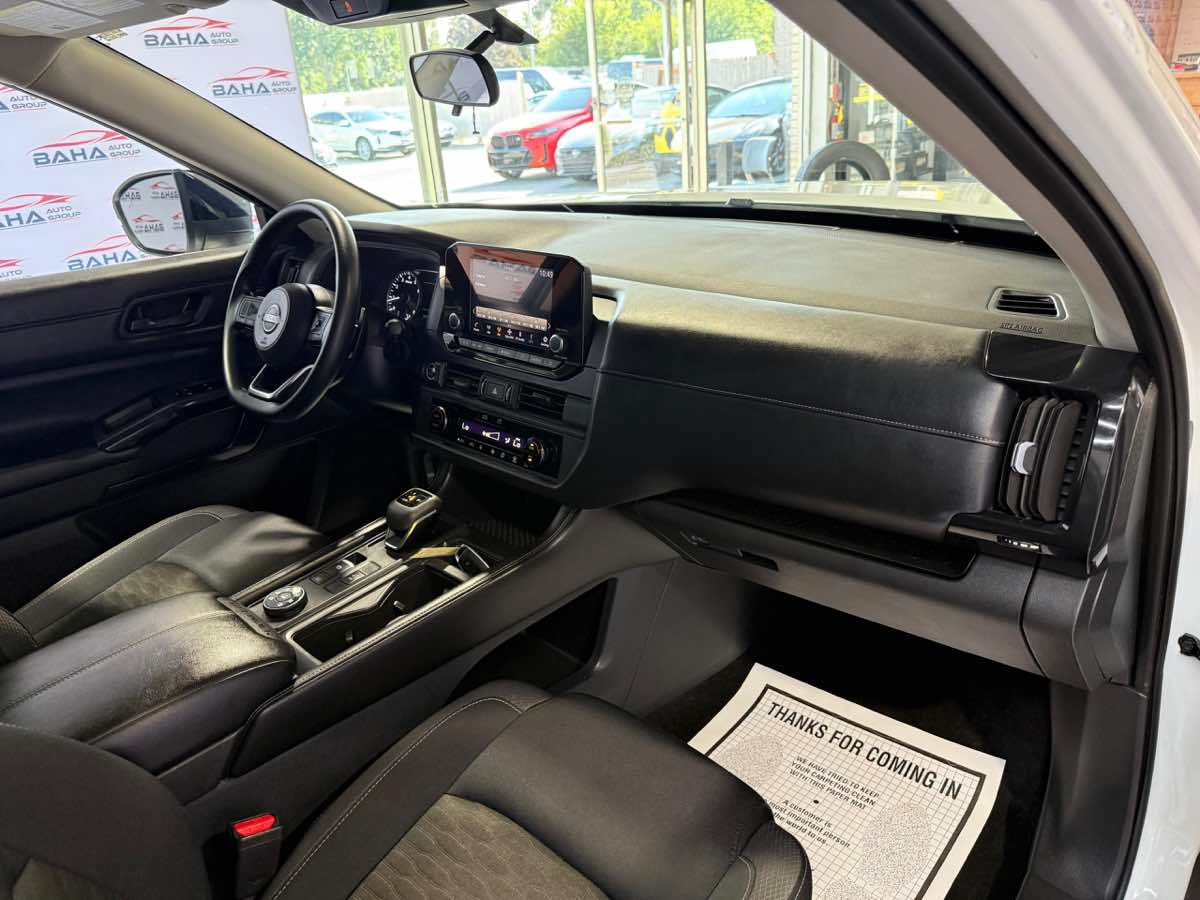 Used 2024 Nissan Pathfinder S AWD/4WD image 53