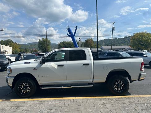 Used 2023 RAM 2500 Big Horn w/ Level 1 Equipment Group image 5