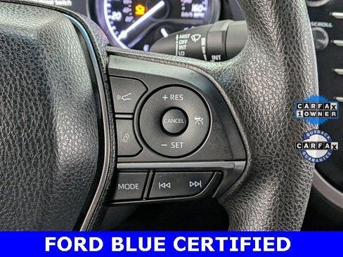 Used 2018 Toyota Camry XLE image 22