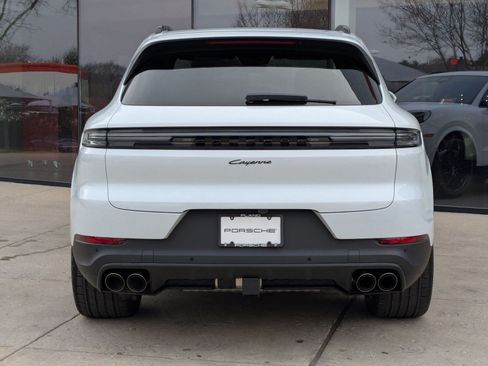 New 2026 Porsche Cayenne image 10