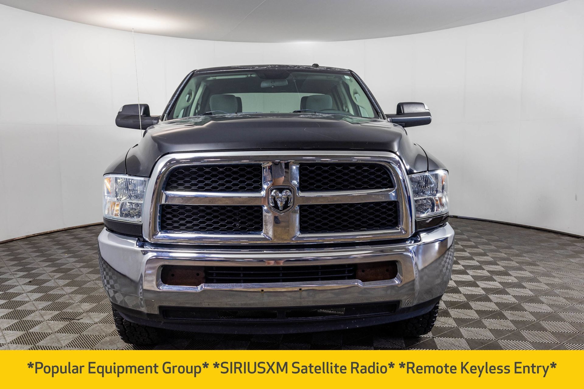 Used 2014 RAM 2500 Tradesman w/ Chrome Appearance Group AWD/4WD image 7