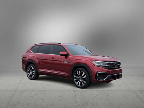Used 2021 Volkswagen Atlas SEL R-Line image 2