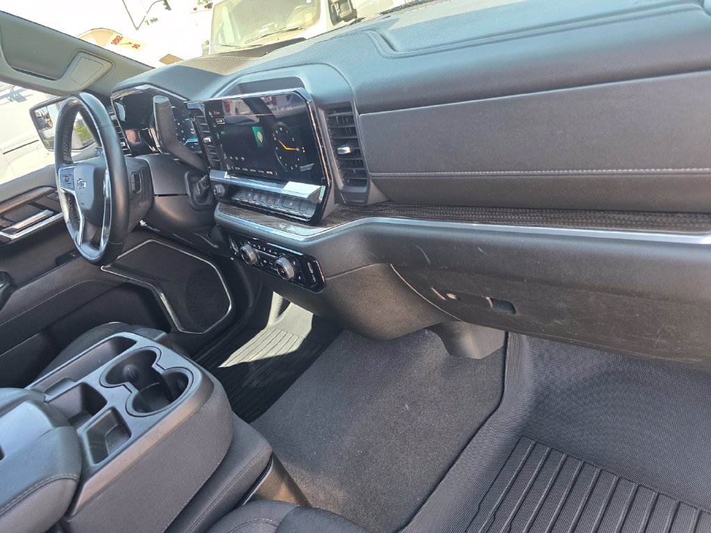 Used 2023 Chevrolet Silverado 1500 RST AWD/4WD image 22