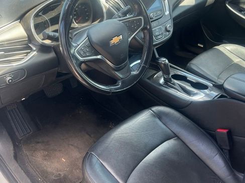 Certified 2018 Chevrolet Malibu LT w/ Leather Package FWD image 18
