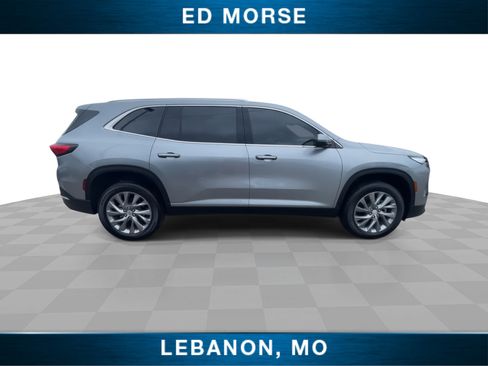 Used 2025 Buick Enclave Preferred image 9