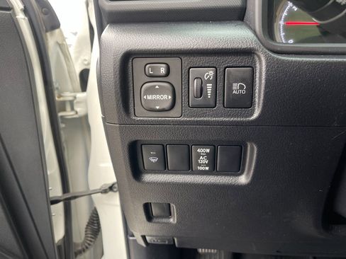 Used 2021 Toyota 4Runner TRD Off-Road Premium image 31