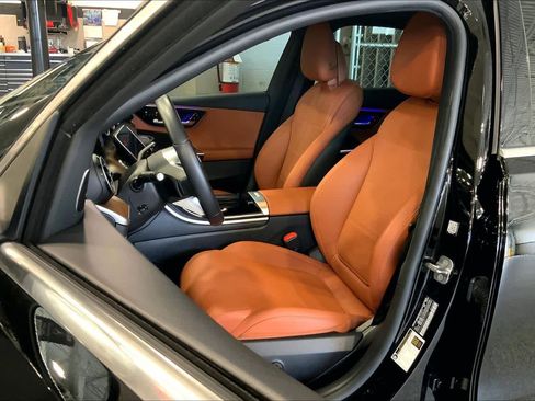 Used 2024 Mercedes-Benz C 300 Sedan w/ Exclusive Trim Package image 8