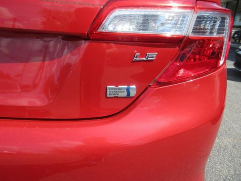 Used 2012 Toyota Camry LE image 18
